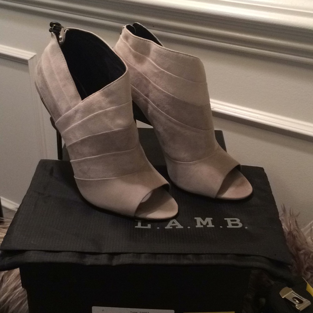 L.A.M.B Booties size 9